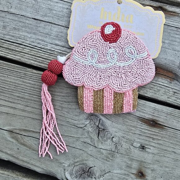 Viral Cupcake Cherry Pink Beaded Coin Purse Pouch India Handmade Wandering Moon - Picture 4 of 4